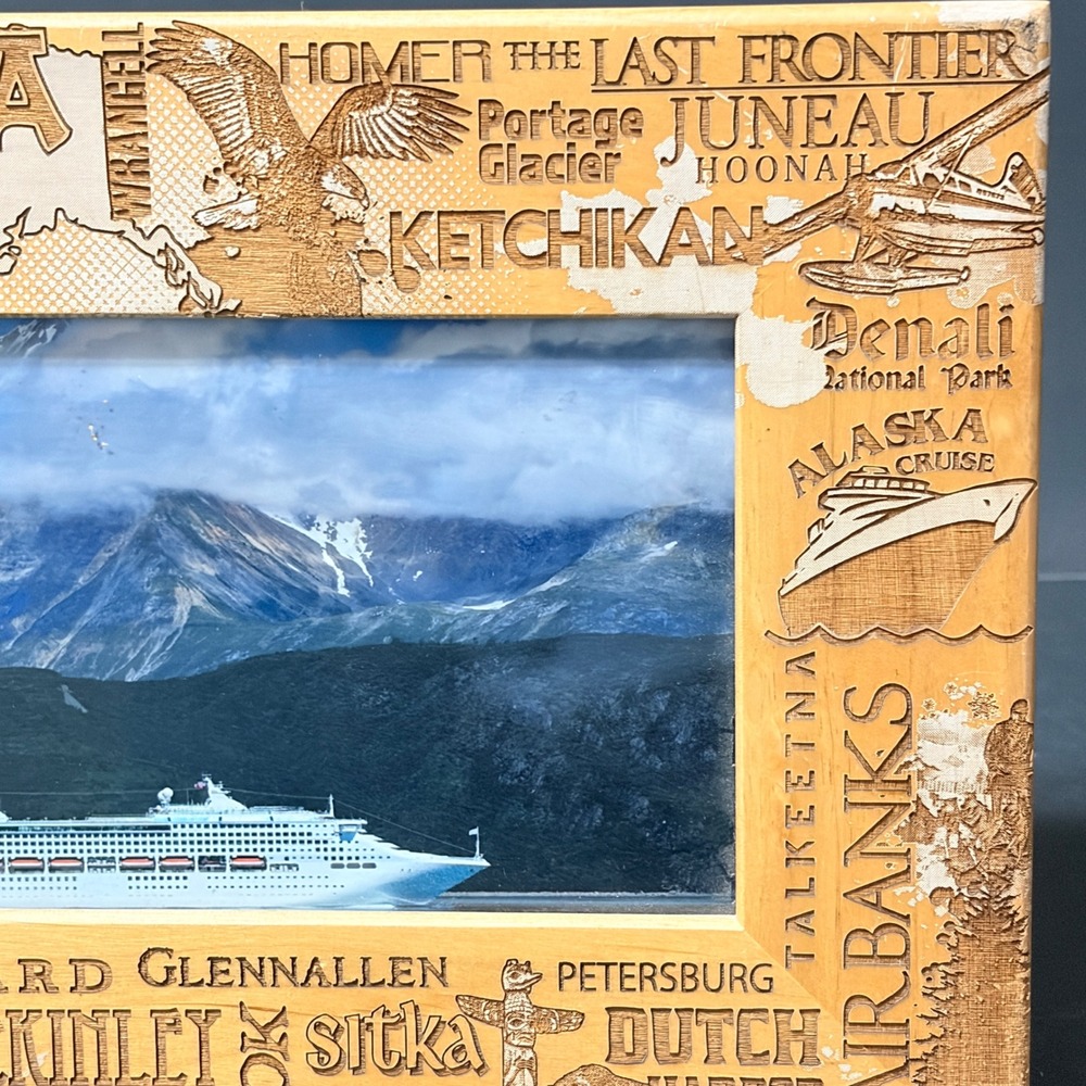 Alaska Laser Engraved Wood Picture Frame 4.5x3 Fit Travel Souvenir Moose Eagle - Picture 11 of 14